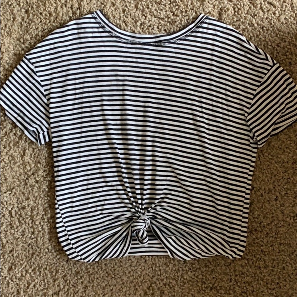 BARLEY WORN black and white stripped top